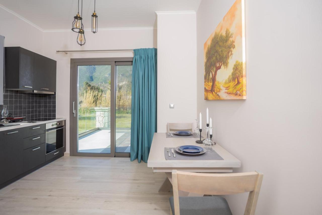 Apollonian Luxury Apartments ヴァシリキ エクステリア 写真