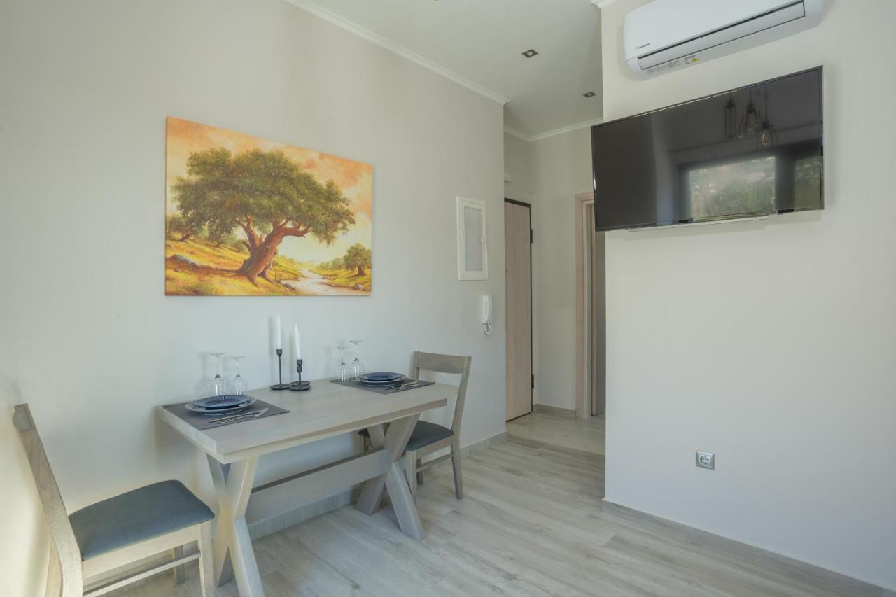 Apollonian Luxury Apartments ヴァシリキ エクステリア 写真