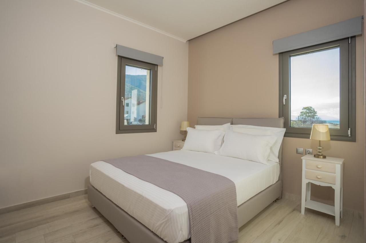Apollonian Luxury Apartments ヴァシリキ エクステリア 写真